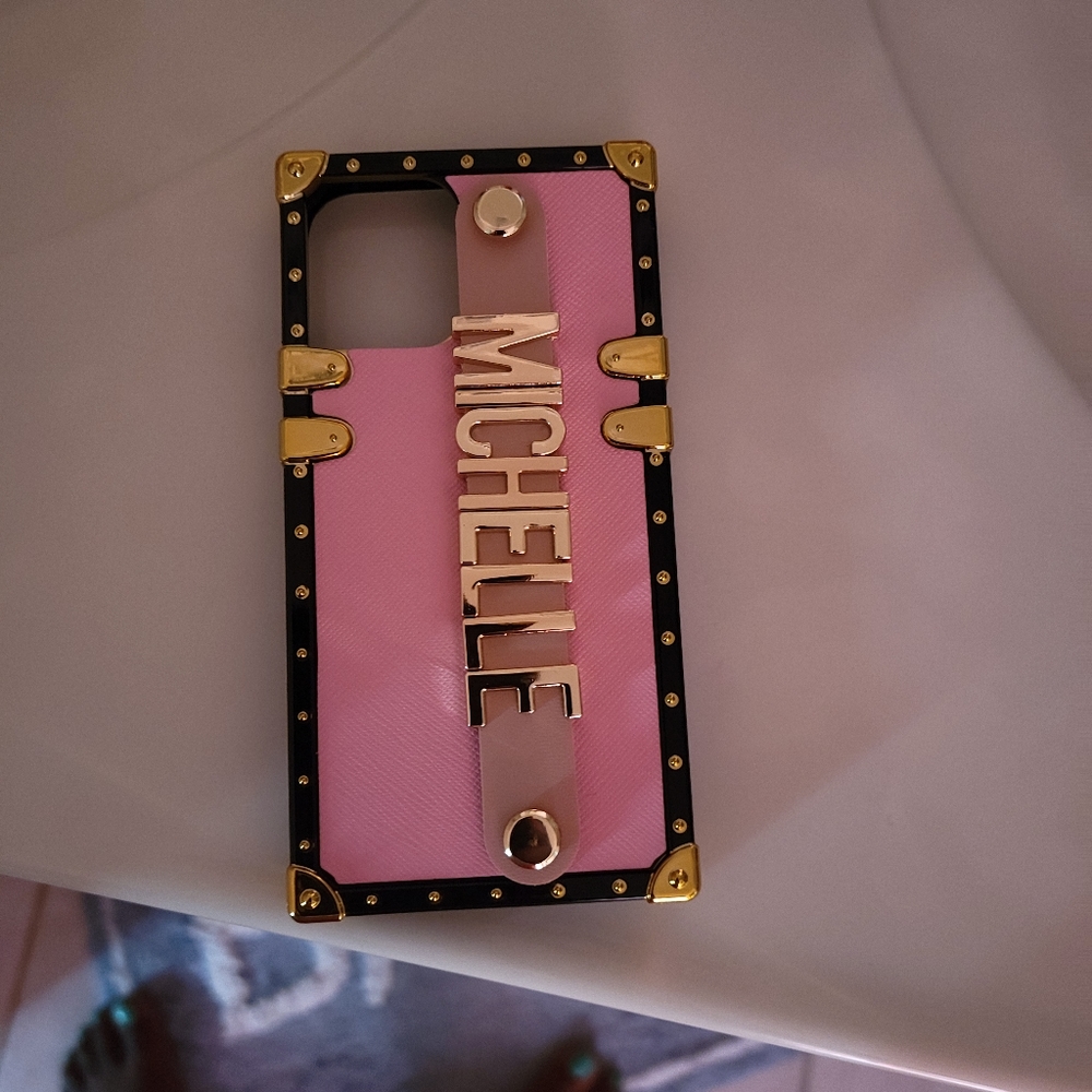 Phone case - Picture 4 of 5